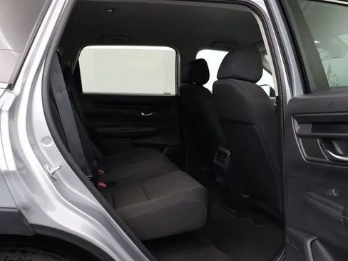 Used 2025 Honda CR-V LX image 18