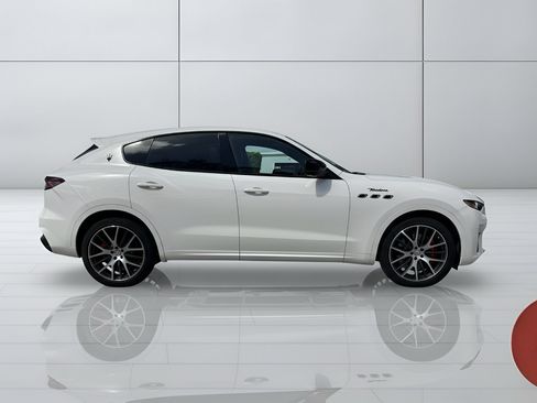 Used 2024 Maserati Levante Modena Ultima AWD/4WD image 10