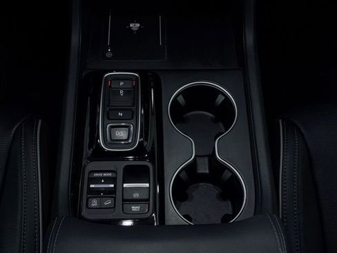 Used 2024 Honda Pilot Elite image 42
