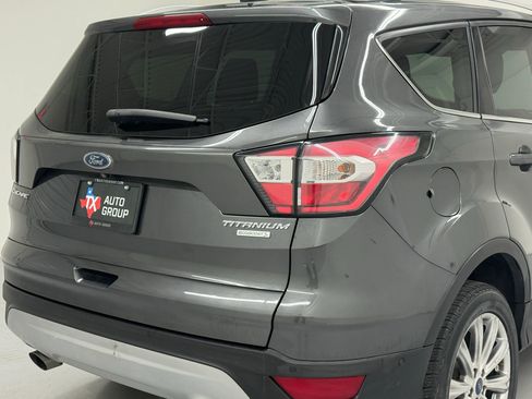 Used 2018 Ford Escape Titanium image 13