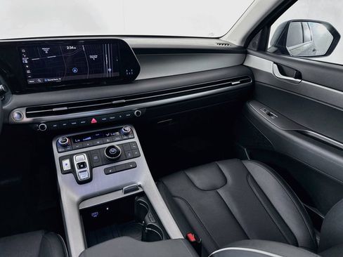 Certified 2025 Hyundai Palisade XRT FWD image 24