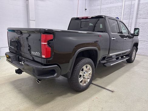 New 2026 Chevrolet Silverado 3500 High Country w/ High Country Premium Package AWD/4WD image 4
