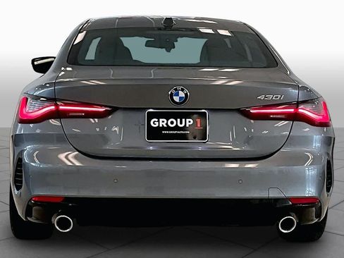 Used 2025 BMW 430i Coupe w/ Convenience Package RWD image 4