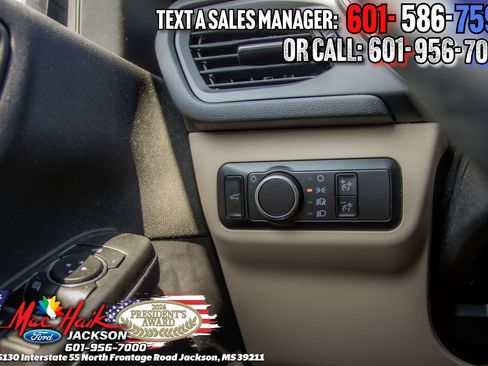 Certified 2022 Ford Escape SE w/ SE Sport Appearance Package AWD/4WD image 17