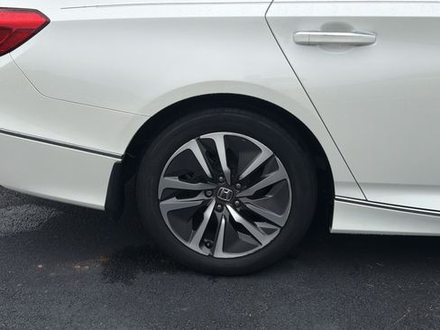 Certified 2018 Honda Accord Touring image 34