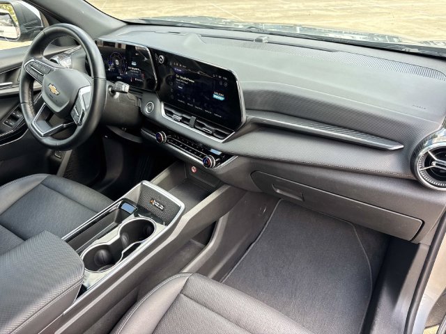 Used 2025 Chevrolet Equinox LT w/ Convenience Package II FWD image 13