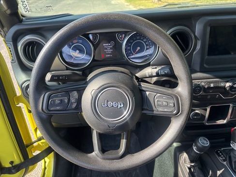 Used 2023 Jeep Wrangler Willys image 20