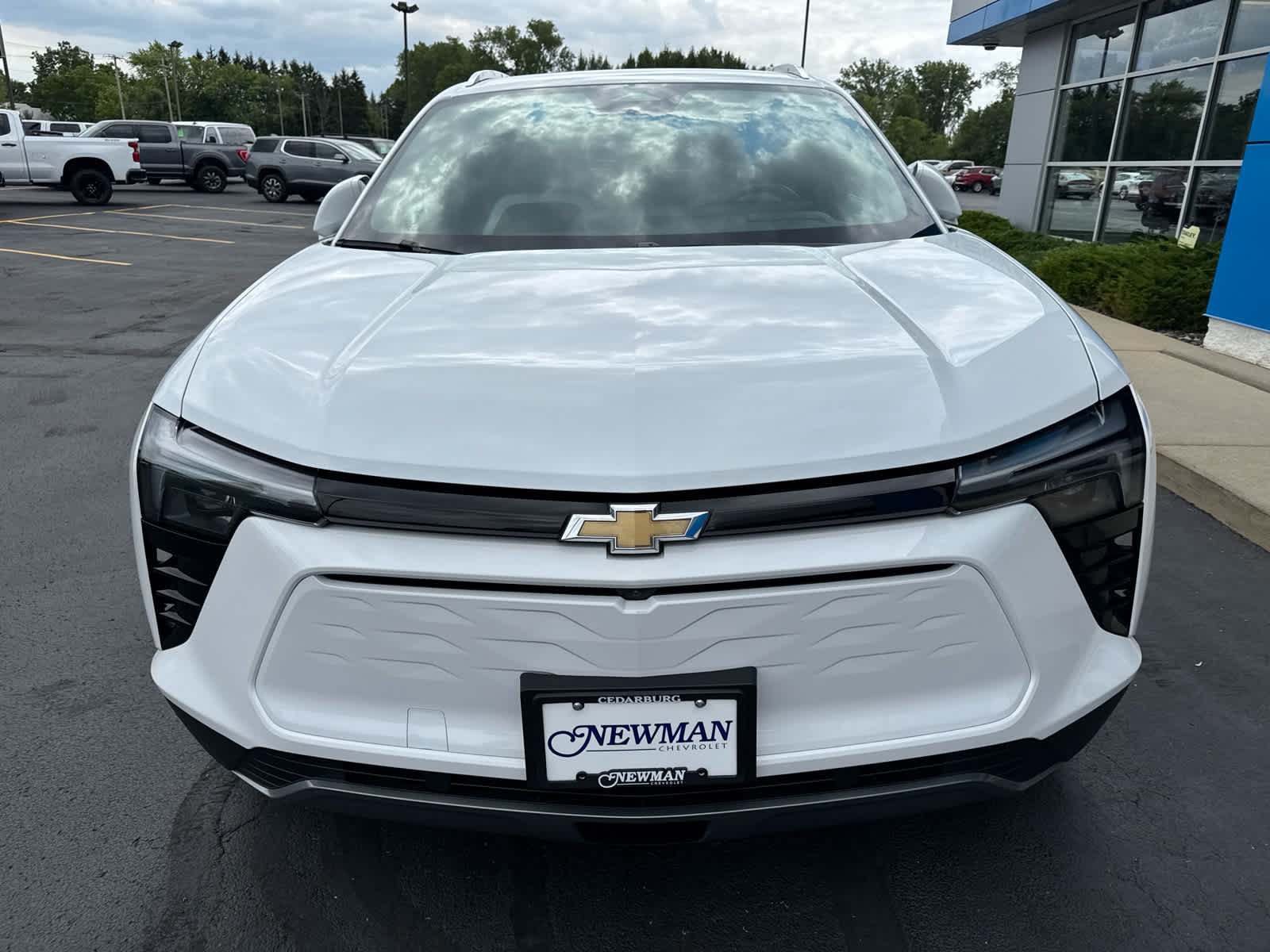 Used 2024 Chevrolet Blazer EV LT AWD/4WD image 12