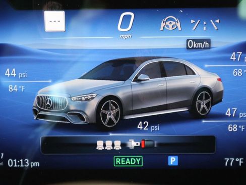 Used 2025 Mercedes-Benz S 63 AMG S image 20