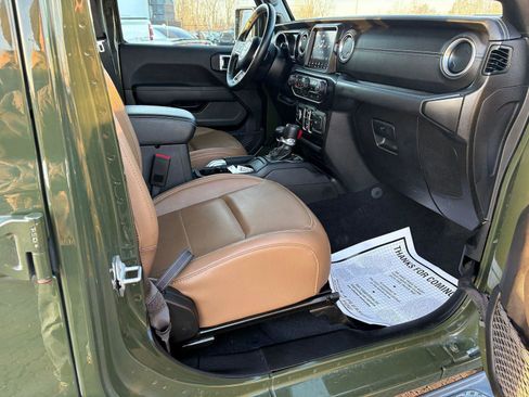 Used 2021 Jeep Gladiator Overland w/ Popular Equipment Package image 10