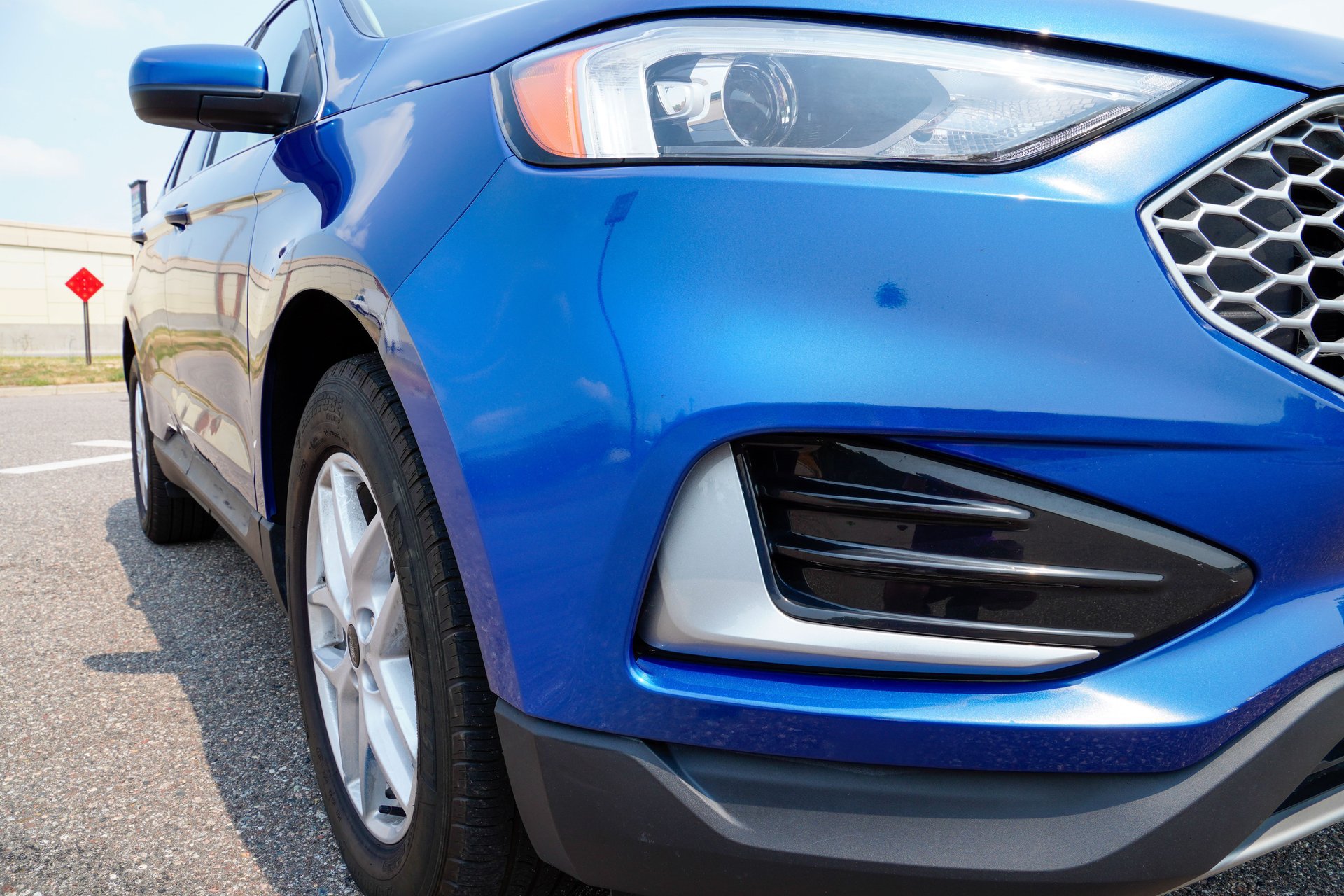Used 2023 Ford Edge SEL AWD/4WD image 27