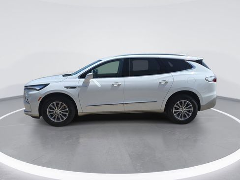 Used 2023 Buick Enclave Essence w/ Trailering Package, 5000 lbs. AWD/4WD image 7