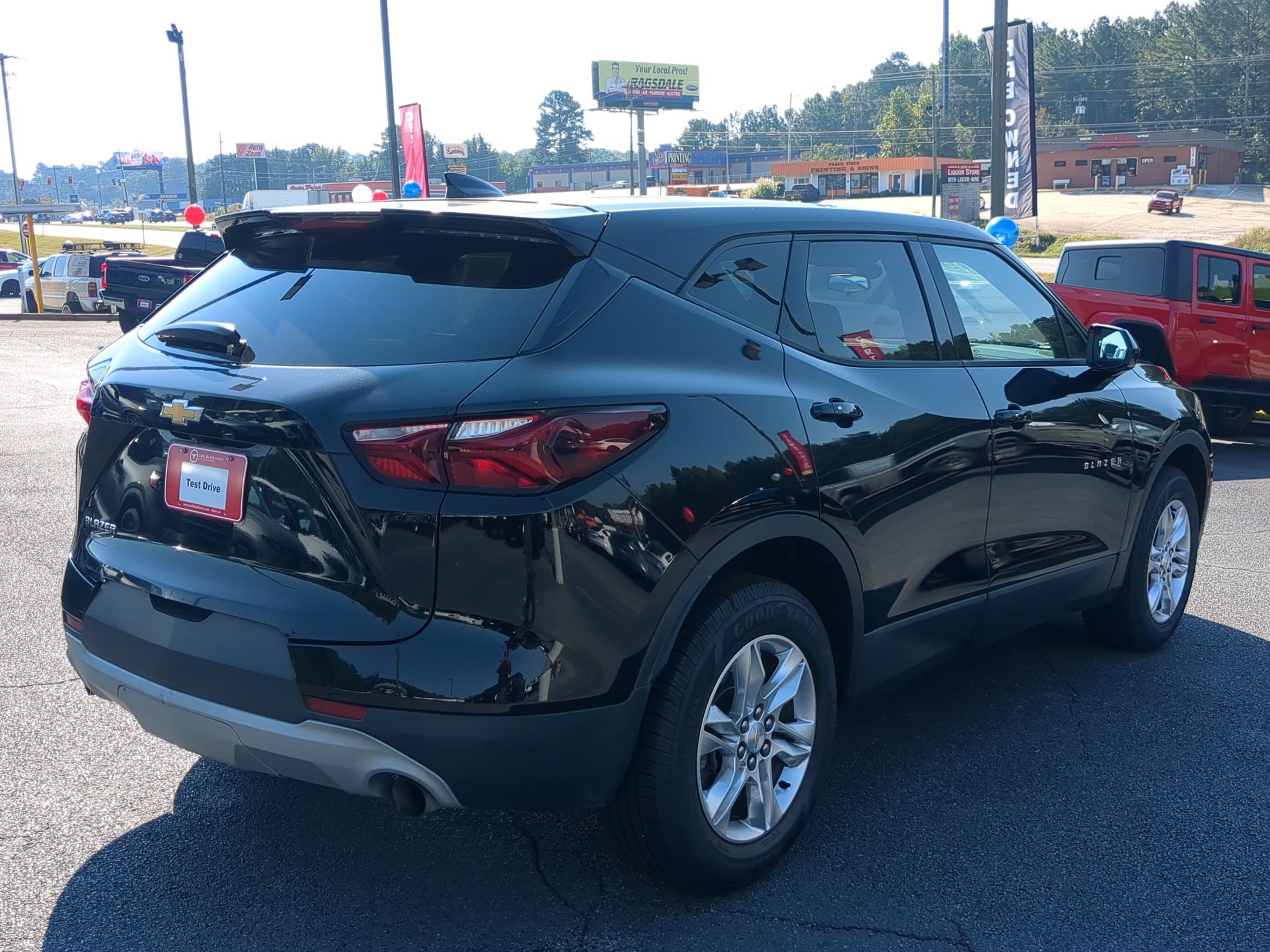 Used 2019 Chevrolet Blazer LT FWD image 5