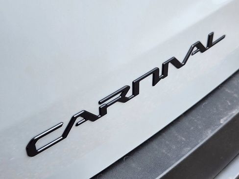 New 2026 Kia Carnival SX Prestige image 14