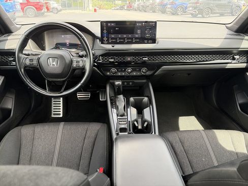 Used 2024 Honda Accord Sport image 2