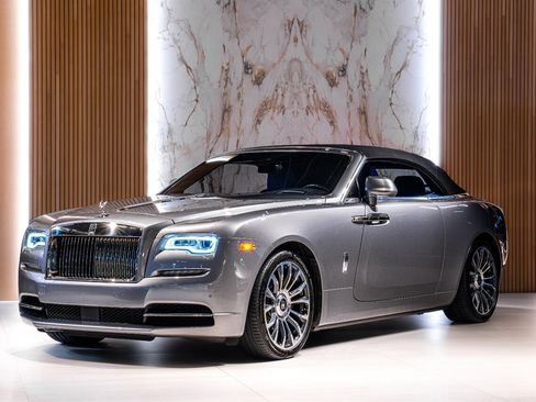 Used 2018 Rolls-Royce Dawn image 10