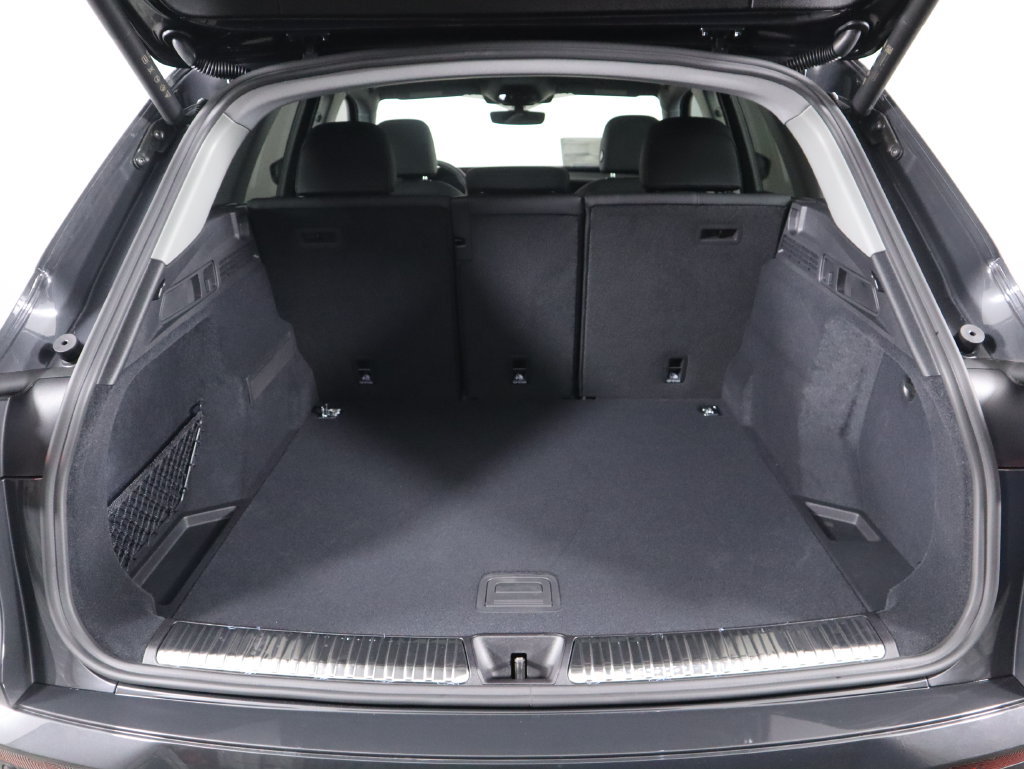 Used 2025 Audi Q5 Premium w/ Premium Plus AWD/4WD image 31