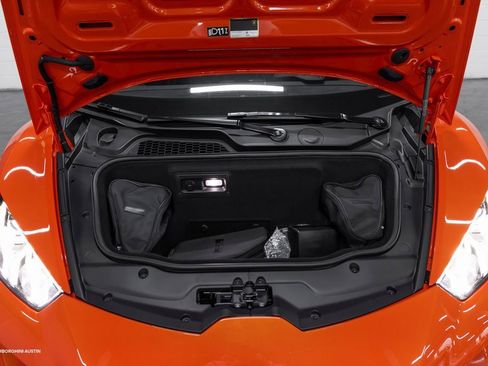 Used 2021 Lamborghini Huracan EVO image 4