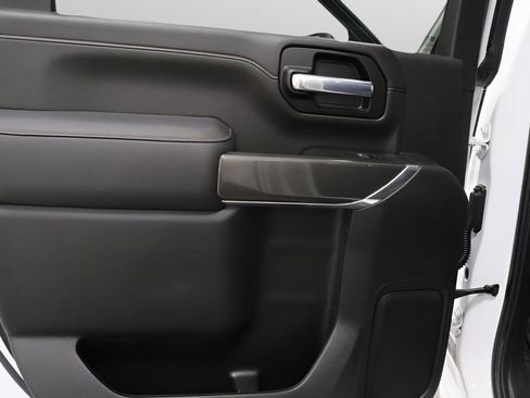 Used 2023 GMC Sierra 2500 AT4 w/ AT4 Premium Plus Package AWD/4WD image 24