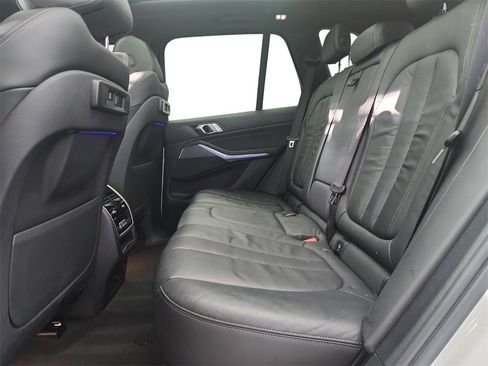 Used 2019 BMW X5 xDrive40i w/ Convenience Package image 23