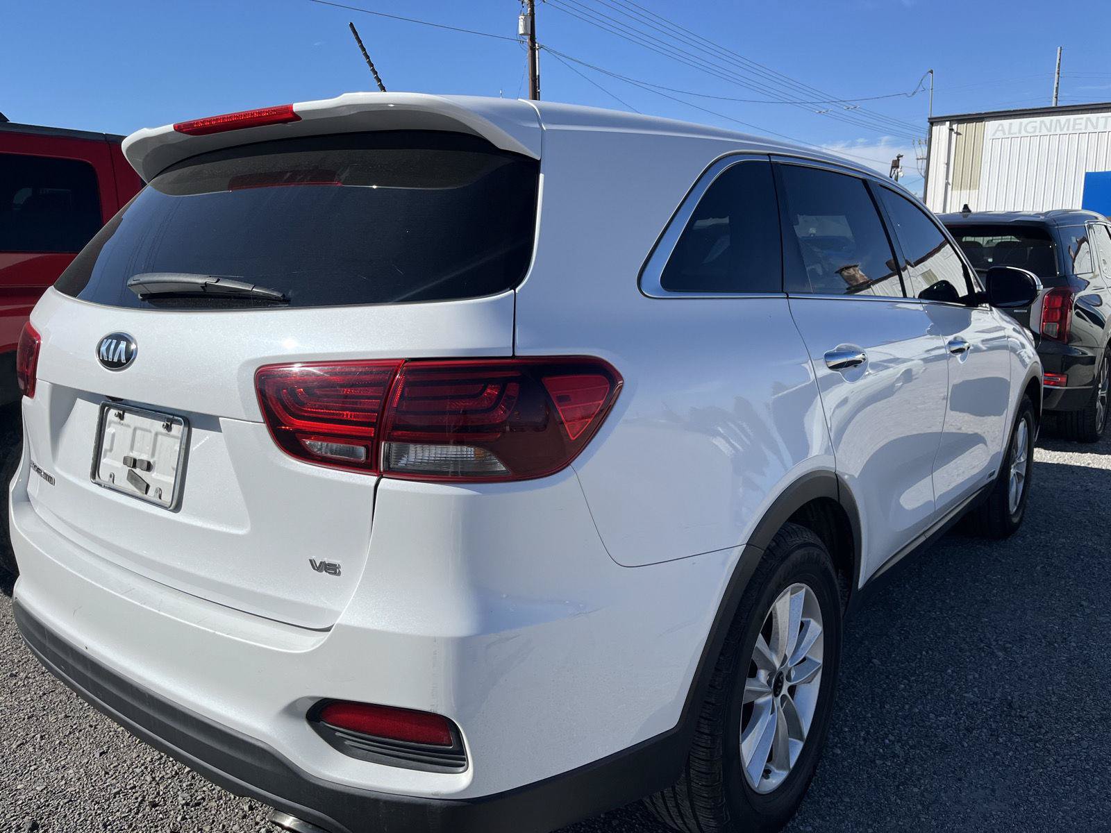 Used 2019 Kia Sorento AWD V6 image 5