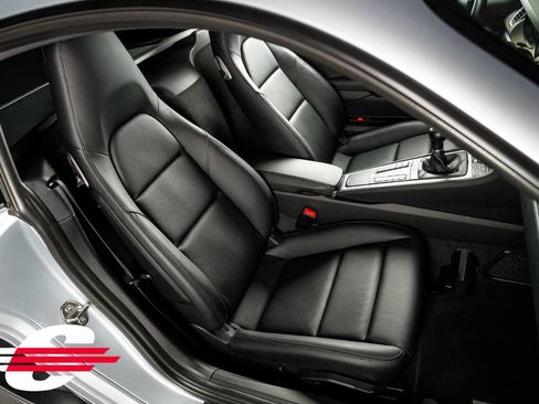 Used 2018 Porsche 718 Cayman S RWD image 25