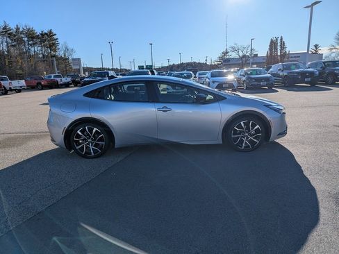 Used 2026 Toyota Prius Plug-In Hybrid image 7