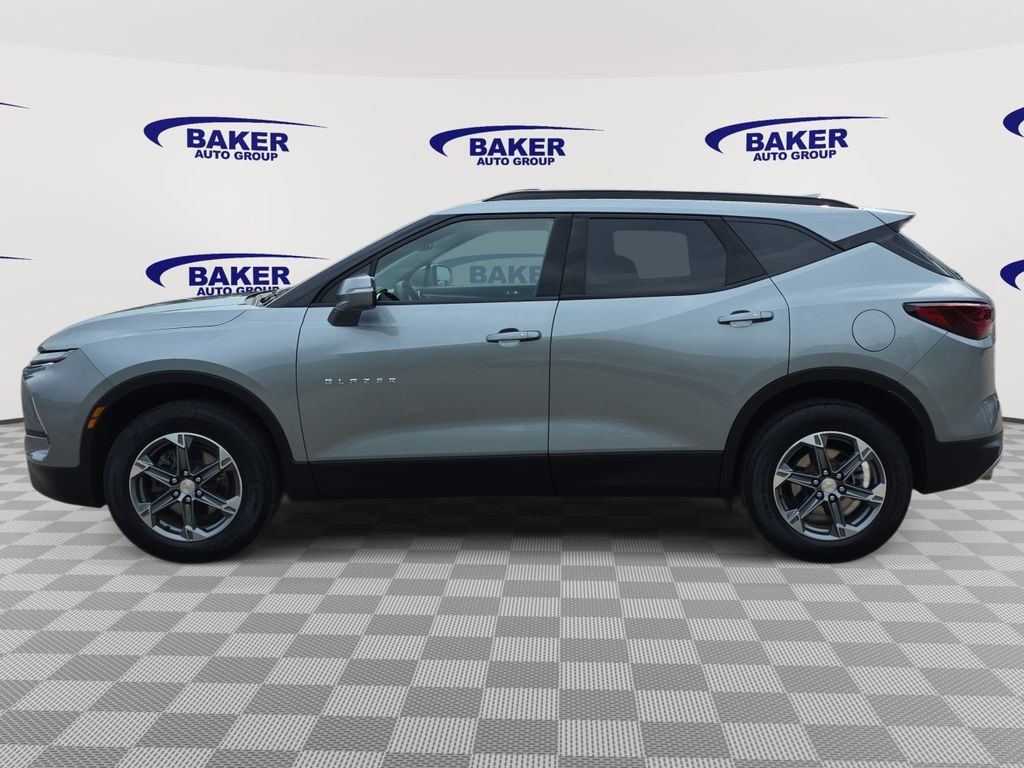 Used 2024 Chevrolet Blazer LT w/ LPO, Floor Liner Package FWD image 8