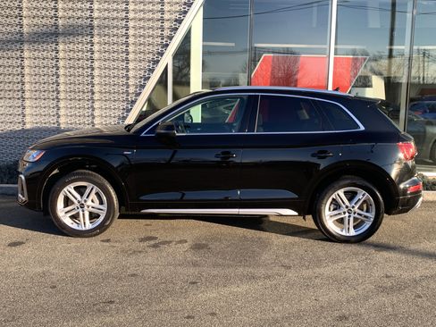 Certified 2022 Audi Q5 e Premium Plus w/ Premium Plus Package image 2