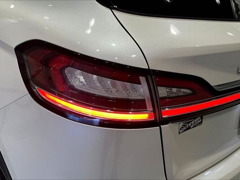 Used 2019 Lincoln Nautilus Reserve FWD image 24