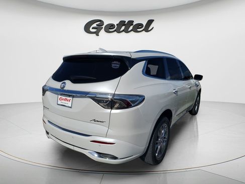 Used 2023 Buick Enclave Avenir w/ Avenir Technology Package image 3