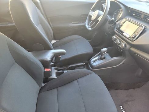 Used 2024 Nissan Kicks S image 20