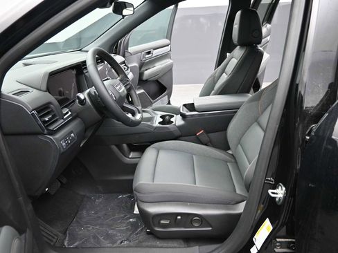 New 2026 GMC Terrain AT4 w/ Convenience Package III image 15