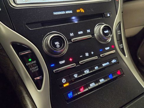 Used 2017 Lincoln MKX Reserve w/ Driver Assistance Package image 32