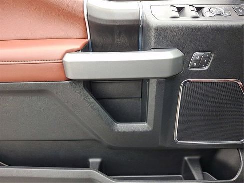 Used 2019 Ford F350 Platinum w/ Platinum Ultimate Package image 13