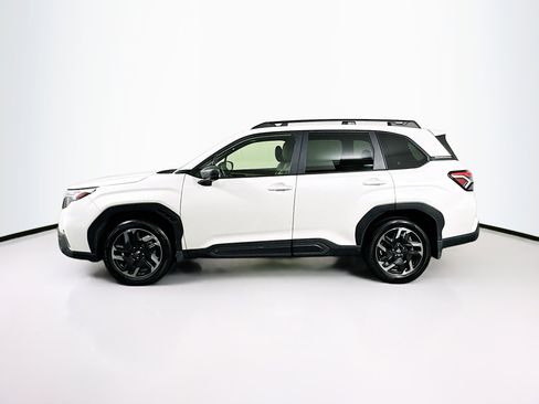Used 2025 Subaru Forester Limited image 4