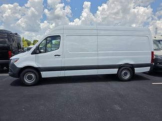 Used 2024 Mercedes-Benz Sprinter 2500 video 1
