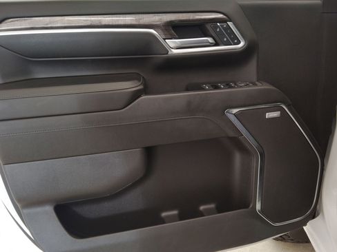 Used 2024 Chevrolet Silverado 3500 LTZ w/ LTZ Texas Edition image 44