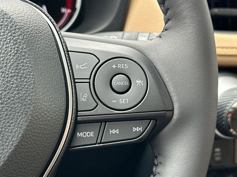 New 2025 Toyota RAV4 XLE image 28