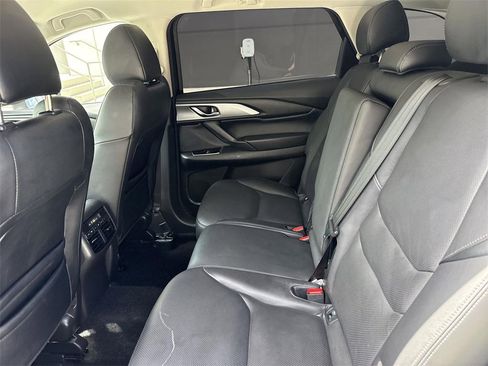 Used 2022 MAZDA CX-9 Touring image 22