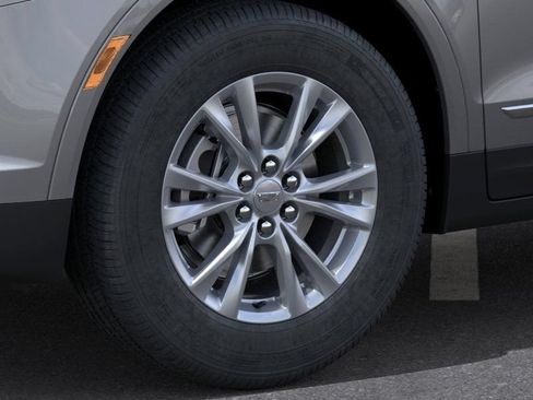New 2026 Cadillac XT5 Luxury w/ LPO, Floor Liner Package AWD/4WD image 14