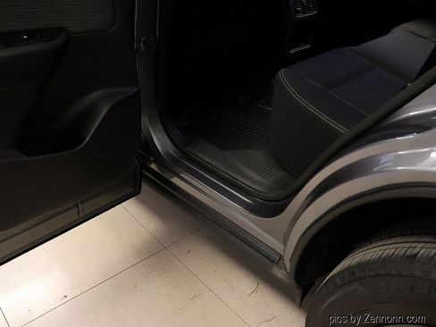 Used 2023 Nissan Rogue S AWD/4WD image 24
