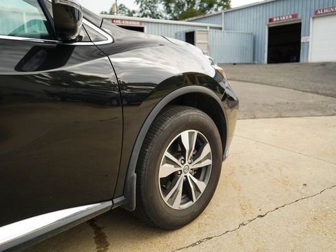 Used 2022 Nissan Murano SV FWD image 17