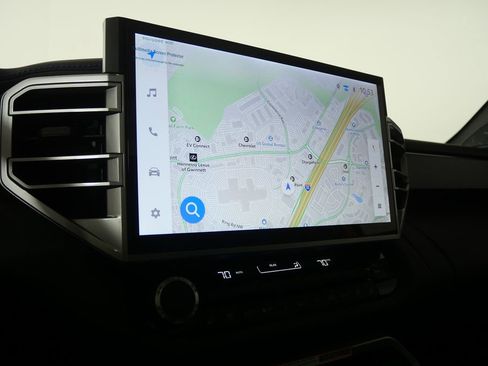 Used 2025 Toyota Sequoia Platinum image 29