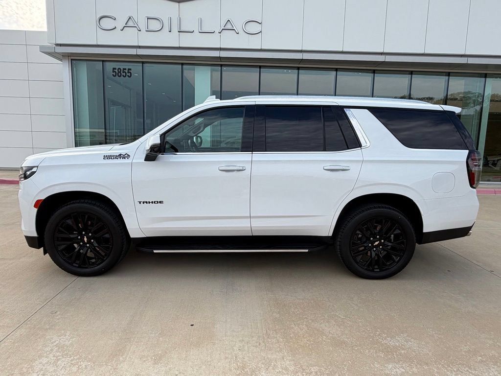 Used 2023 Chevrolet Tahoe High Country RWD image 2