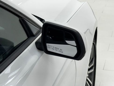 Used 2017 Ford Mustang Coupe image 33