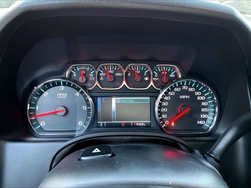 Used 2019 GMC Yukon SLT w/ Open Road Package AWD/4WD image 25
