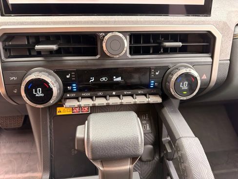 Used 2025 Toyota 4Runner Trailhunter AWD/4WD image 24