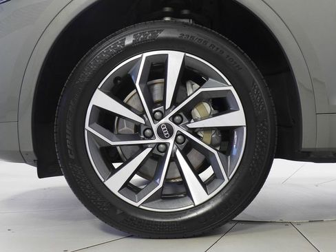 Used 2023 Audi Q5 2.0T Premium Plus image 5