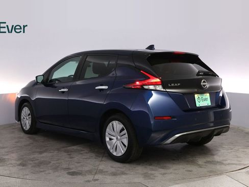 Used 2025 Nissan Leaf S image 17